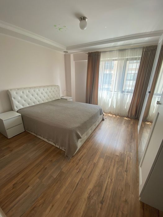 Pipera | 3 camere de vanzare | Piscina | Padure