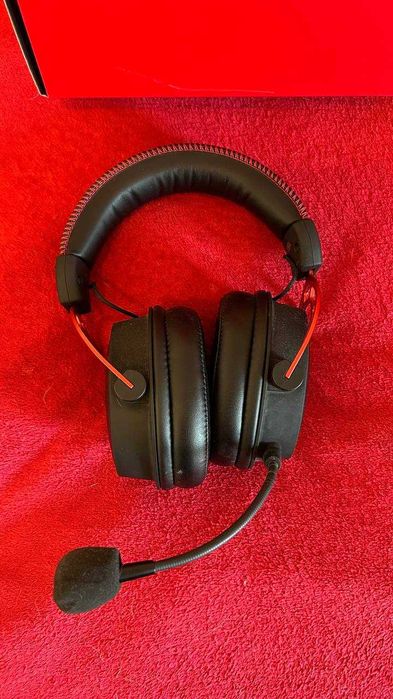 HyperX Cloud Alpha Căști gaming în stare foarte bună.