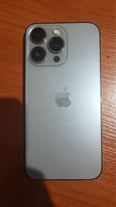 Продам или обменяю айфон 13 про