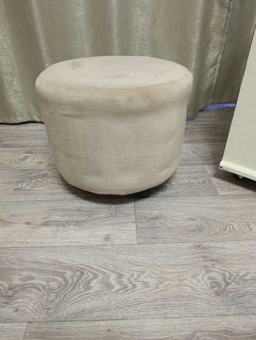 Тумбочка + пуфик