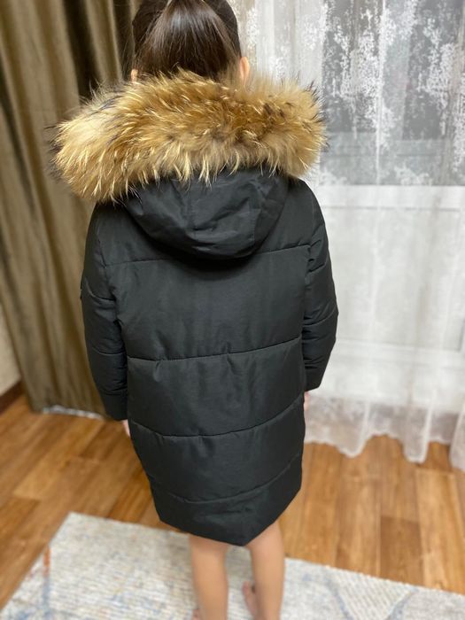 Продам детскую куртку