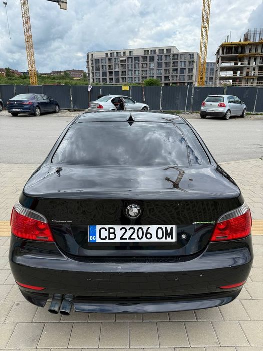 Продавам хубова Колата BMW e60 525
