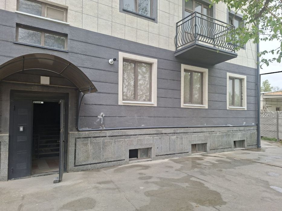 Dom sotiladi eski waxardan