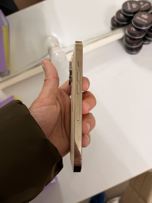 Vand iPhone 14 Pro 128gb