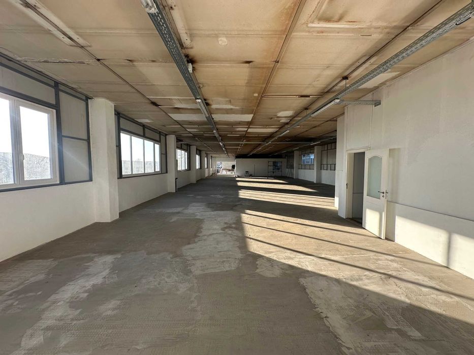 Дава се под наем Склад в Варна, Изгрев - 500 кв.м за 2493.39 € - Снимка #5