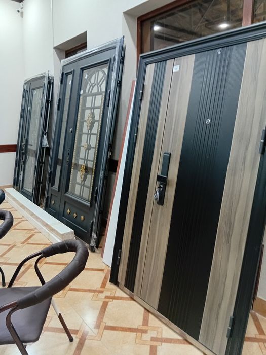 Temir eshik kotej va uchastka uchun