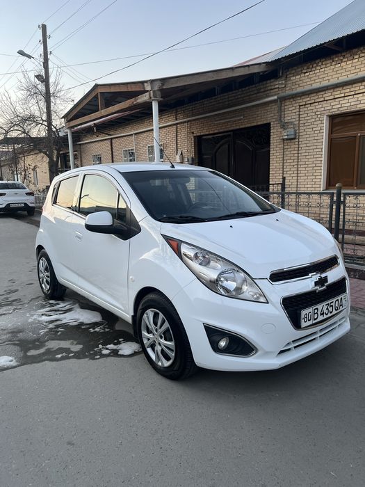 Спарк метани бор