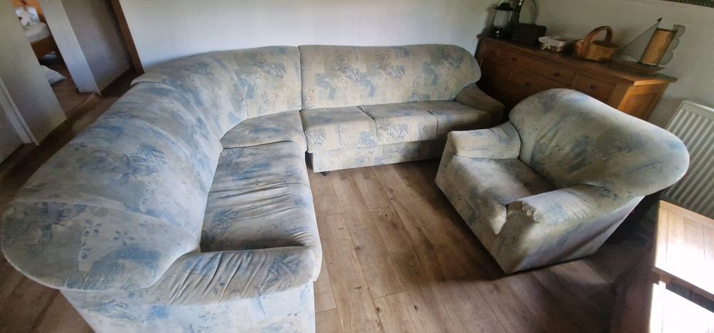 Coltar extensibil cu fotoliu. stare foarte buna.