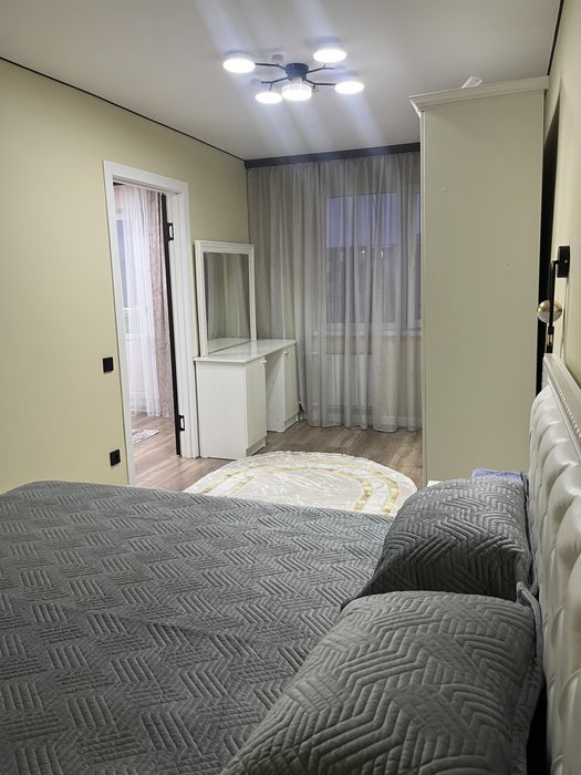 Сдам 2 ком квартиру класса люкс