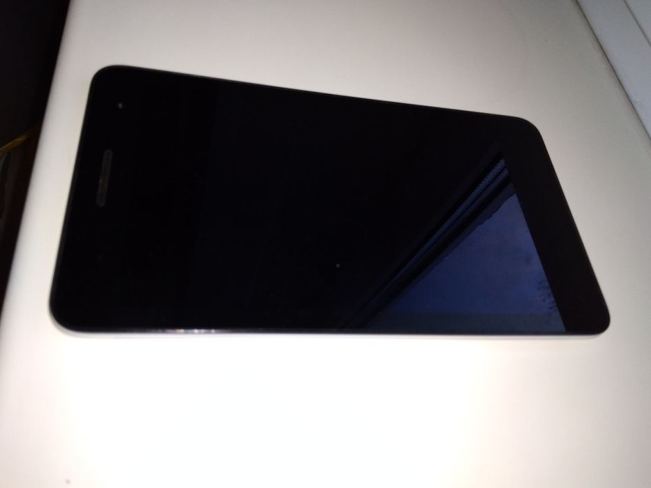 Продам планшет HUAWEI