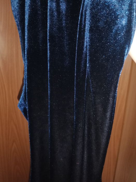 Продам платье длинное