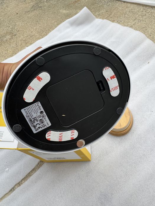 Wifi камера за домашни любимци Furbo, хранилка кучето през телефона