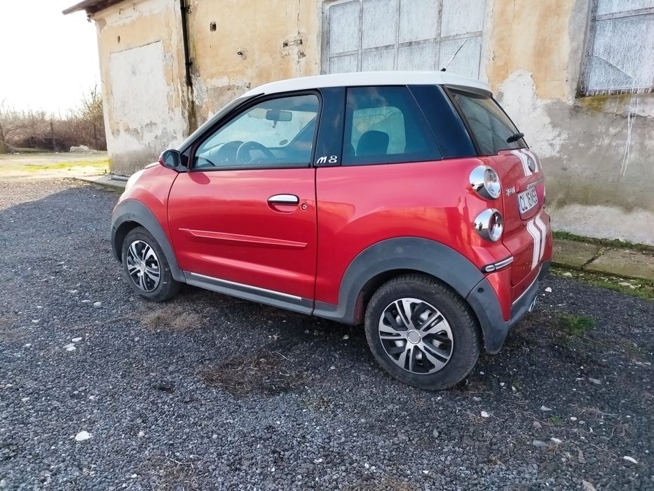 Masina 16 ani Microcar M8