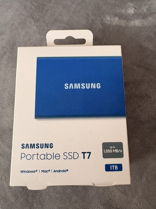 SSD extern Samsung T7 1TB – NOU, nefolosit, doar desfăcut pt poze