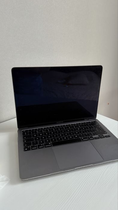 Macbook air m1 2020