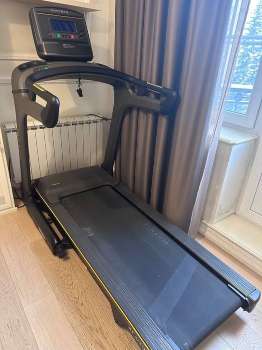 Беговая дорожка Matrix TF50XR