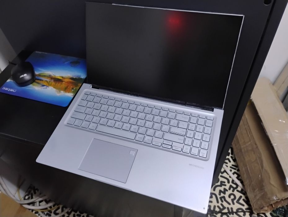 Laptop Asus  - i3 - 12th - defect