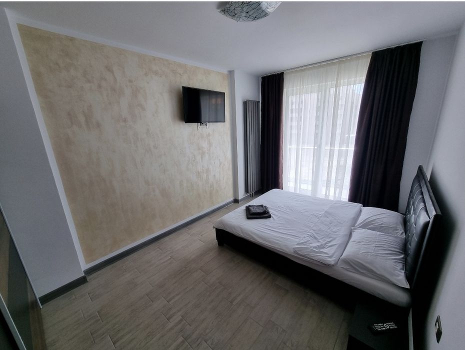 Închiriere Alezzi pe Zi sau Lună