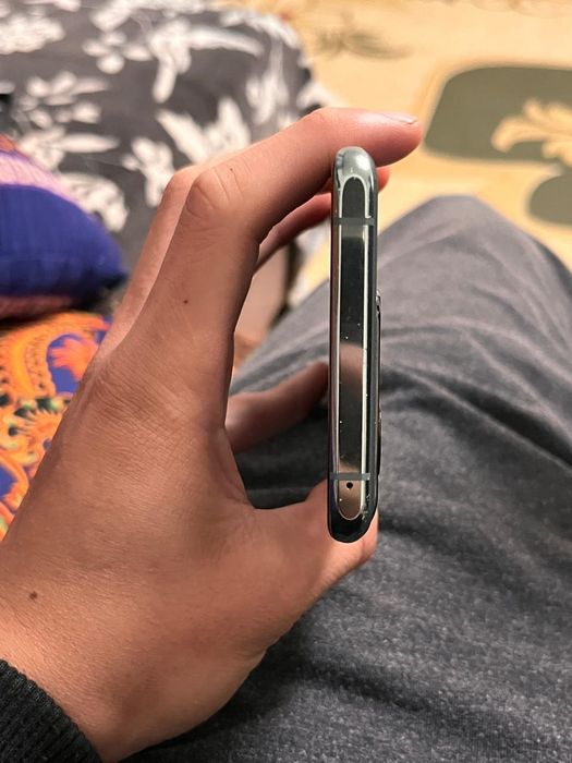 One plus 10 pro 256GB