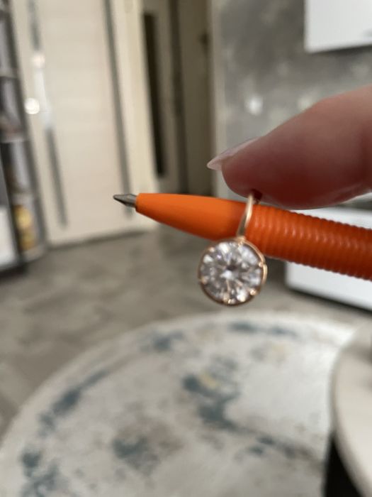 Продам серьги золото