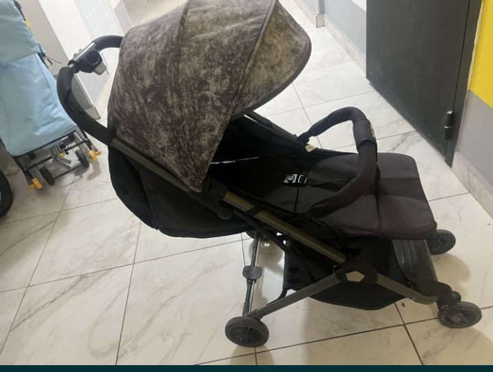 Коляска для детей хорошем состоянии