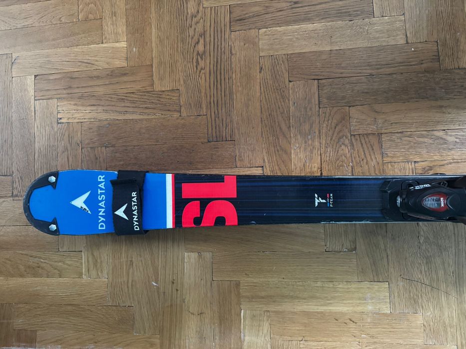 Schiuri SL 142cm Dynastar cu legaturi Look