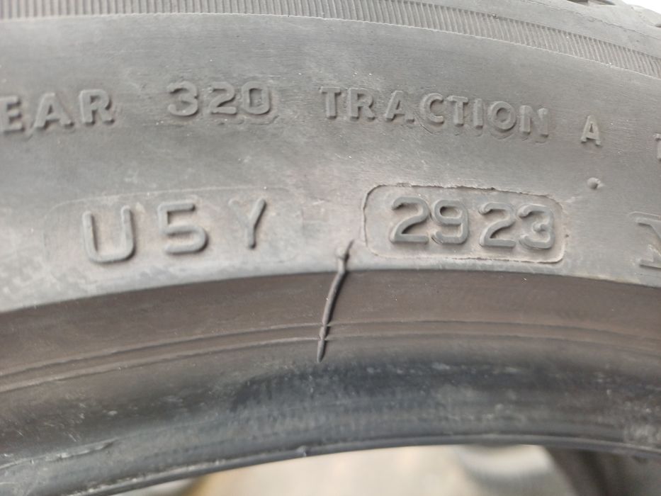 Гуми 245/45/19 Бриджстоун