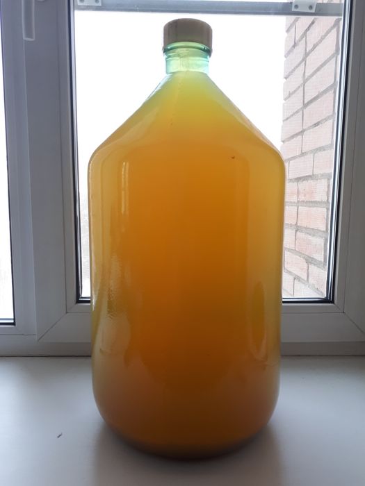 Продам натуральный яблочный уксус