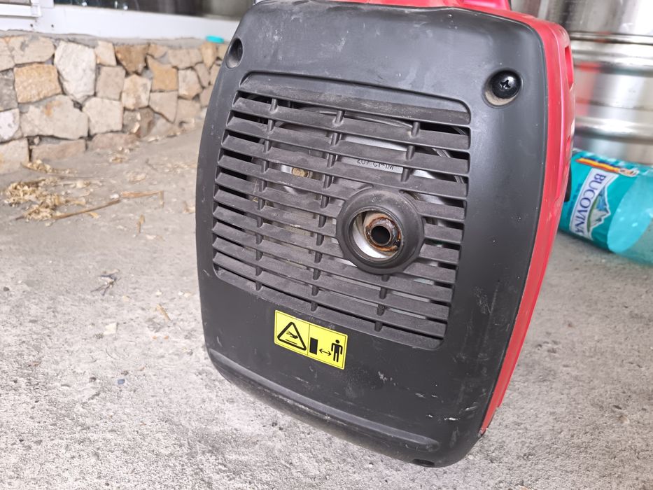 Vând generator inverter Honda