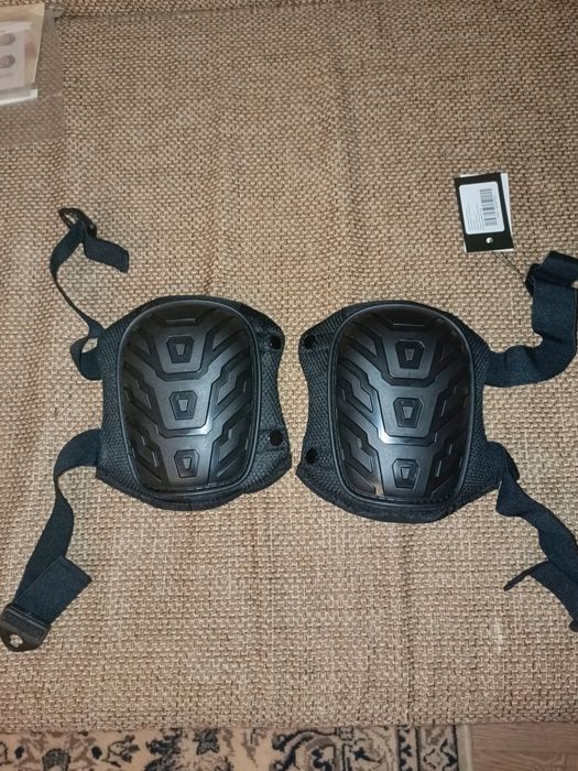 Наколенники новые
