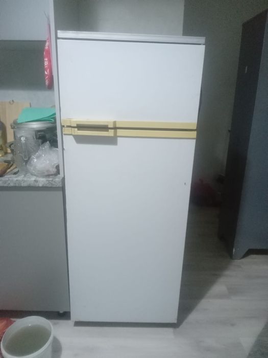 Холодильник советский