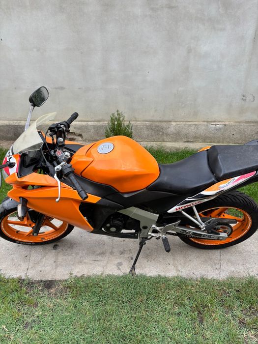 Honda Cbr 125r Repsol