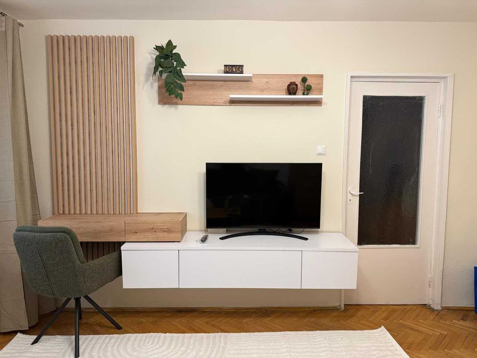 De închiriat: Apartament cu 2 camere, 2 balcoane și parcare – Zona Hotel Paradis, Mărăști