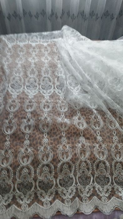 Продаётся новый тюль 10 метров очень красивый белоснежный