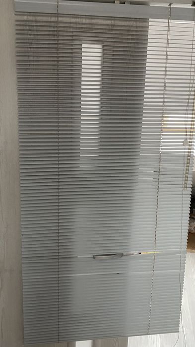 Jaluzele orizontale aluminiu