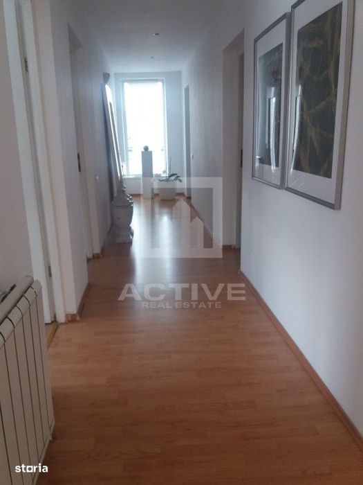Vila cu curte proprie-zona Cipariu