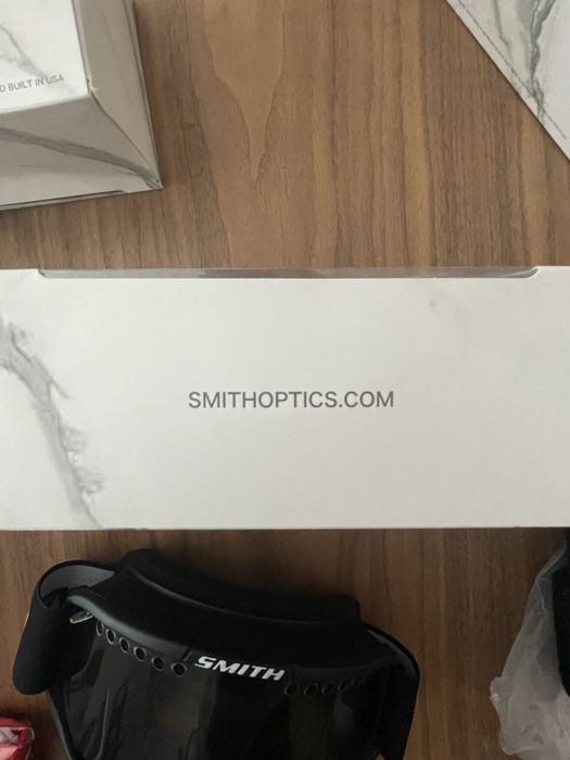 Smith x Supreme ски очила