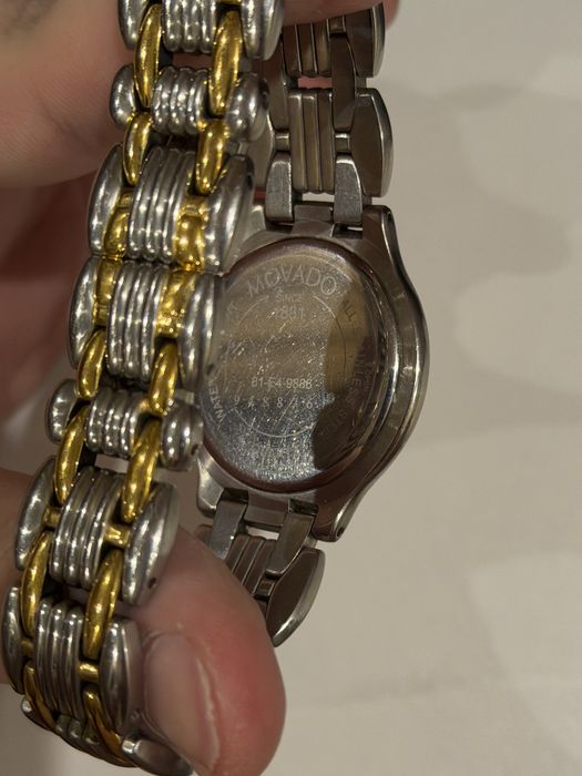 Швейцарские часы Movado