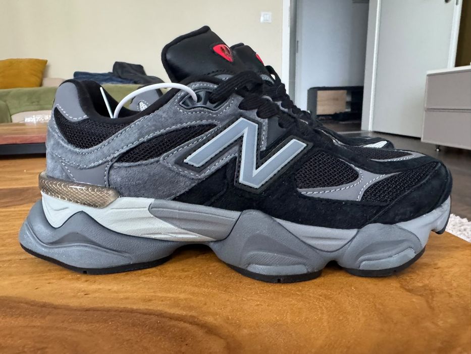 NewBalance NB 9060 Black/ Grey 38.5