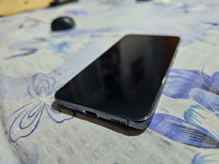 Samsung galaxy s22 phantom black 256 GB