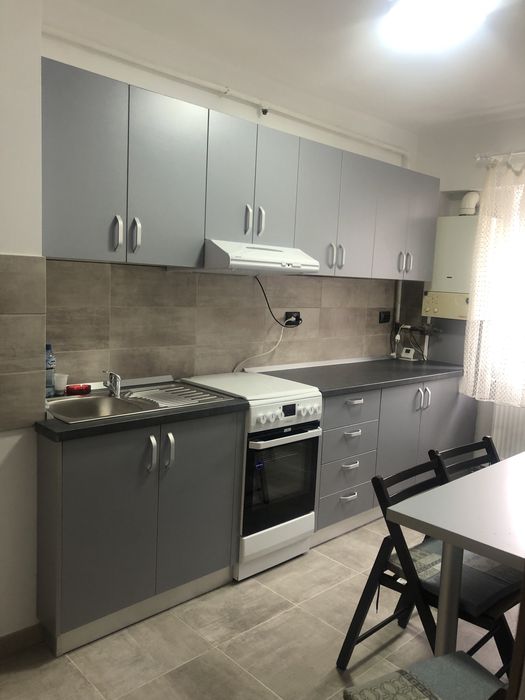 Apartament de inchiriat!