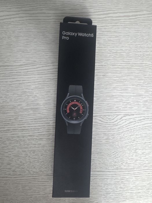 Продаю Galaxy Watch 5 pro