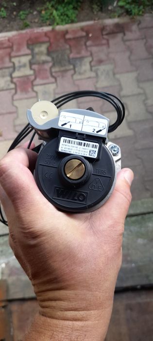 Pompa centrala Ariston