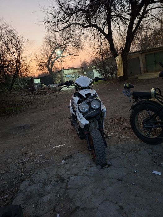 Продам бумер с торгом