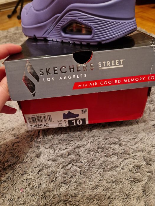 Adidași Skechers noi, culoare mov, cu memory foam