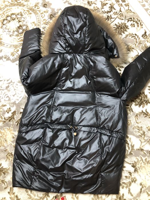 Зимняя куртка на пуху