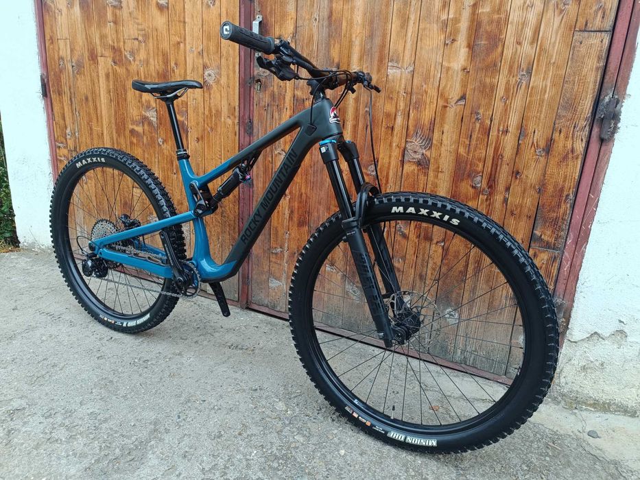 Rocky Mountain instinct 50 carbon 2023