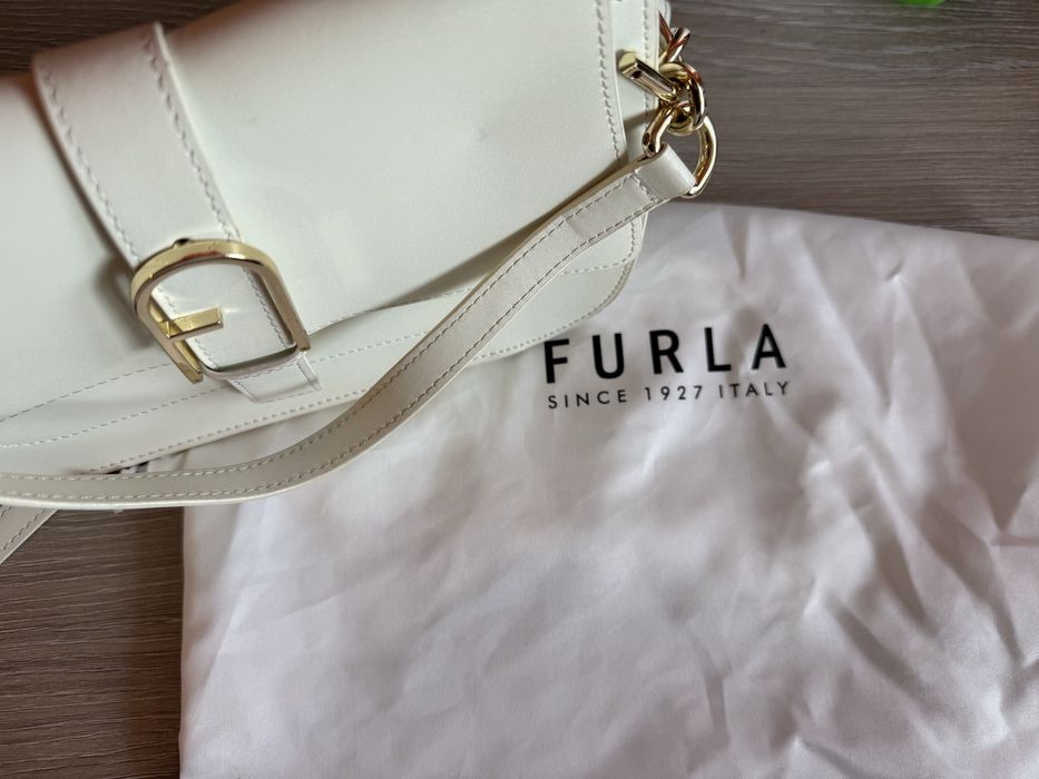 Чанта furla Flow размер М