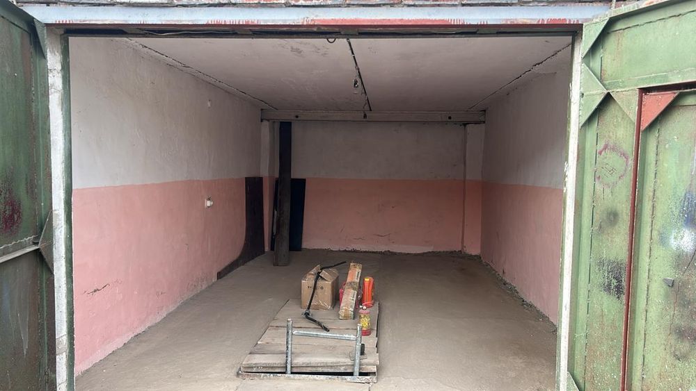 Продам гараж  двух уровневый