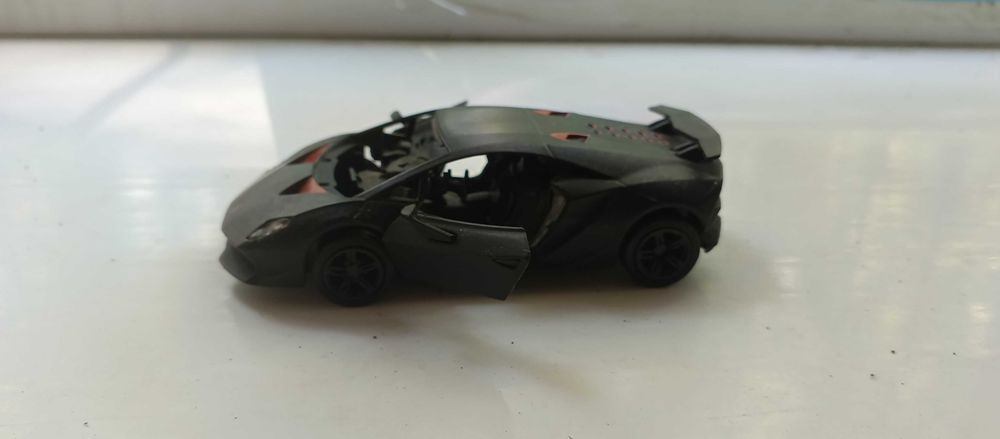 Коллекционная металлическая машинка масштабная модель железная машинка